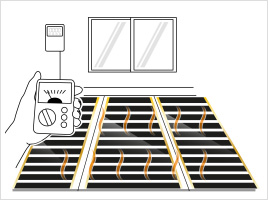 крок 7 - перевірка працездатності змонтованої плівкової підлоги 